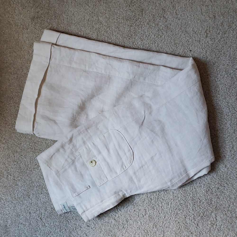 Banana Republic wide leg linen pants. Lined. Size 8.